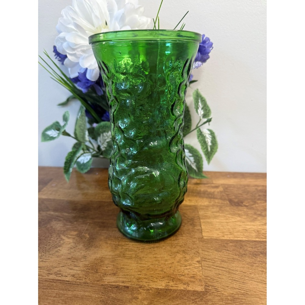 Vintage Hoosier Green Glass Vase – Textured Mid-Century Style Retro Decor Floral